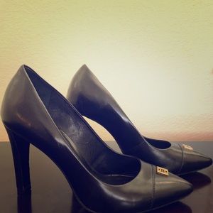 Tory Burch black pump